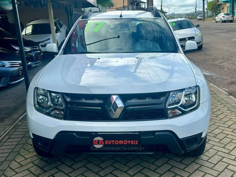 RENAULT - DUSTER - 2017/2017 - Branca - R$ 65.900,00