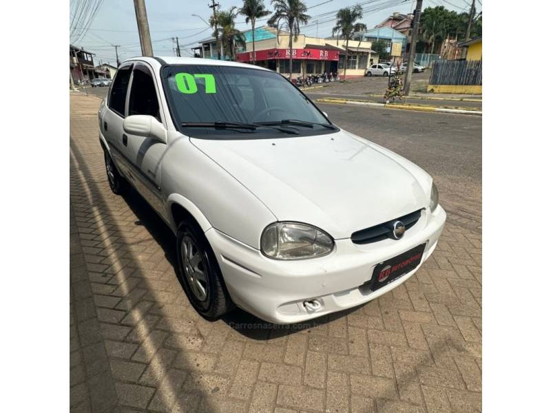 CHEVROLET - CLASSIC - 2007/2007 - Branca - R$ 25.900,00